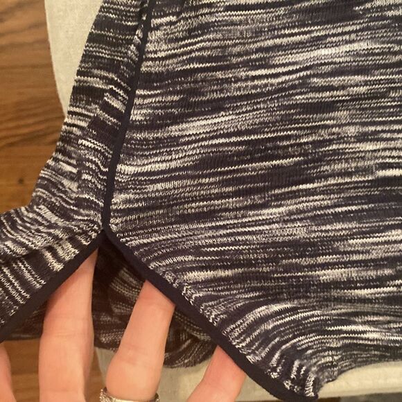 Massimo dutti top  - Picture 3 of 4